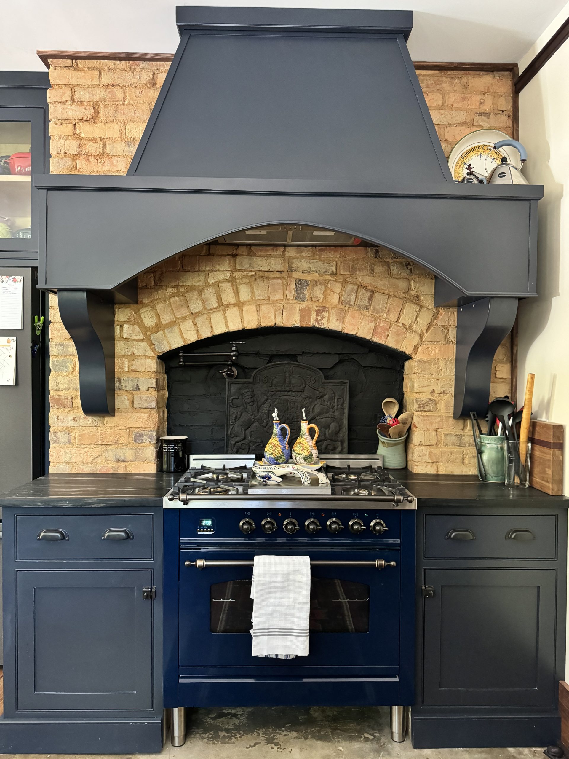 Seamless History: An Expanded 1910 Kitchen Remodel